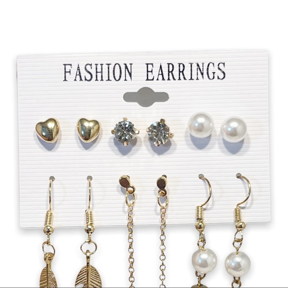 6 Pair of Fashion Earrings - Picture 3 of 8